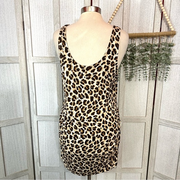 TORRID Super Soft Double Scoop Neck Ruched Leopard Tank Top Plus Size 2 2X - Picture 9 of 13
